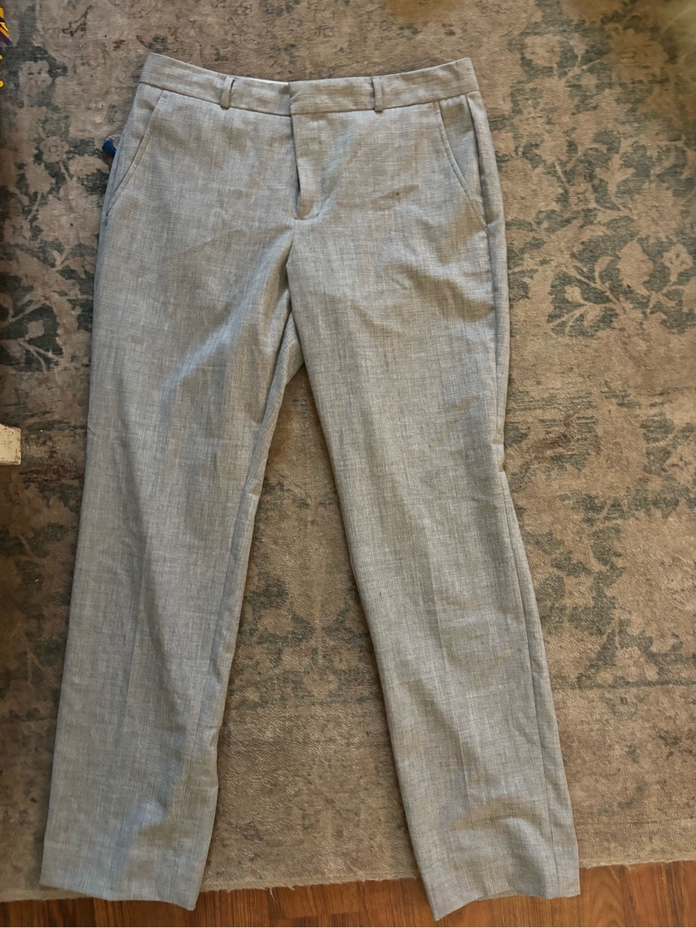 Banana Republic Light Gray Women’s size 8 Dress Pants